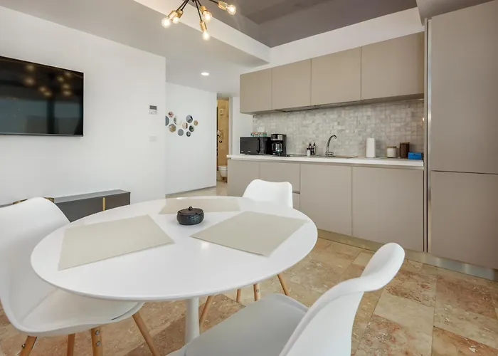 Astria Siena - Complex Novum * Olimp