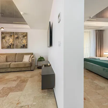 Apartment Astria Siena - Complex Novum *