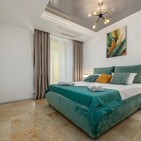 Astria Siena - Complex Novum Apartment